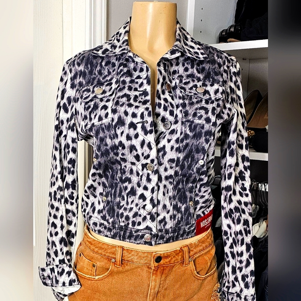 🔥🔥"Moschino" Gray Leopard Print Denim Jacket
